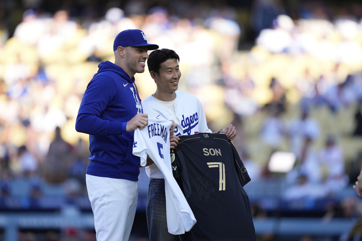 홈 데뷔 앞둔 손흥민 “책임감 느껴…구단과 나를 응원해주는 팬들에게 돌려주기 위해”