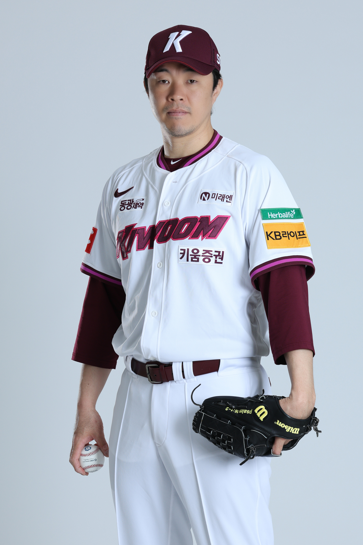 회심의 방출생 영입은 물거품으로… 키움, 투수 장필준·내야수 강진성 웨이버 공시