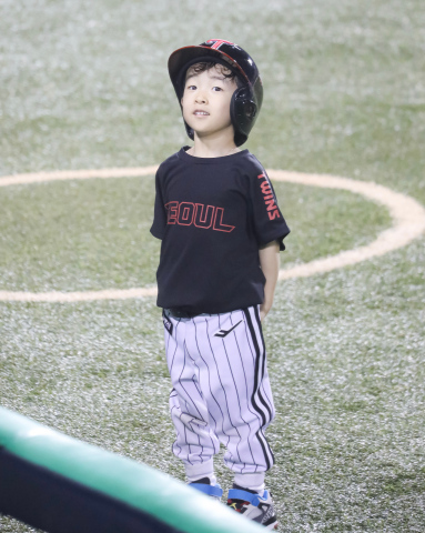 [내야외야] LG, 7일 SSG전서 ‘패밀리 데이’ 진행…박해민 아들 박이든군 시구