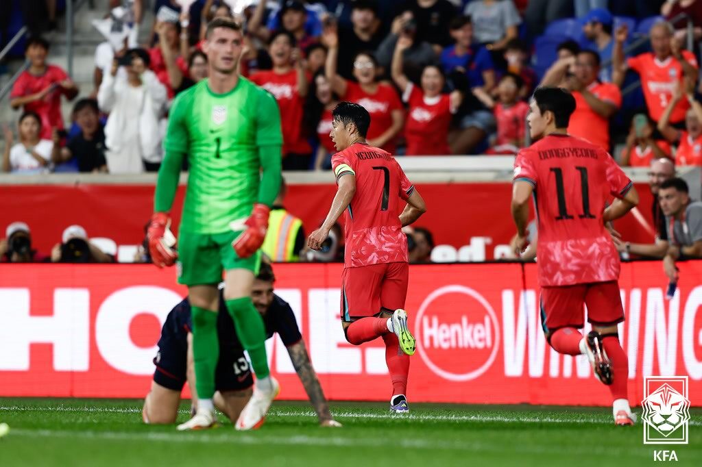 손흥민 “선제골은 이재성과의 오래된 호흡으로 만들어낸 것”