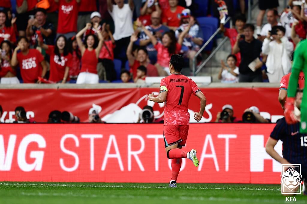 ‘A매치 최다 출전 타이’ 손흥민, 이번에 축포까지! 멕서코전서 동점골 폭발