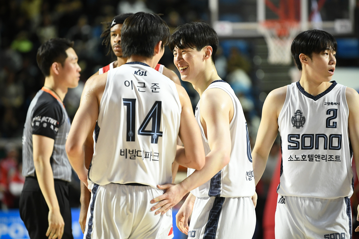 반등 노리는 소노, 성적과 새싹 육성 두 마리 토끼 잡을까…“당근과 채찍으로 성장시키겠다”