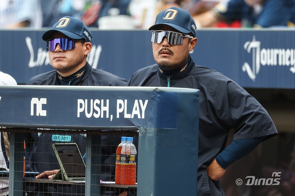 [SW비하인드] 신들린 대타 작전?…이호준 감독 “타격코치가 작두를 탔다”