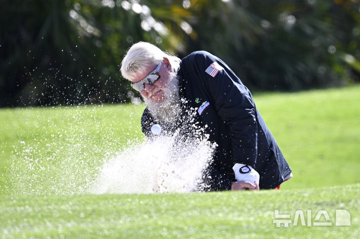 PGA ‘전설의 장타자’가 한 홀에서만 14오버파를 쳤다고… 샷마다 페널티 구역으로