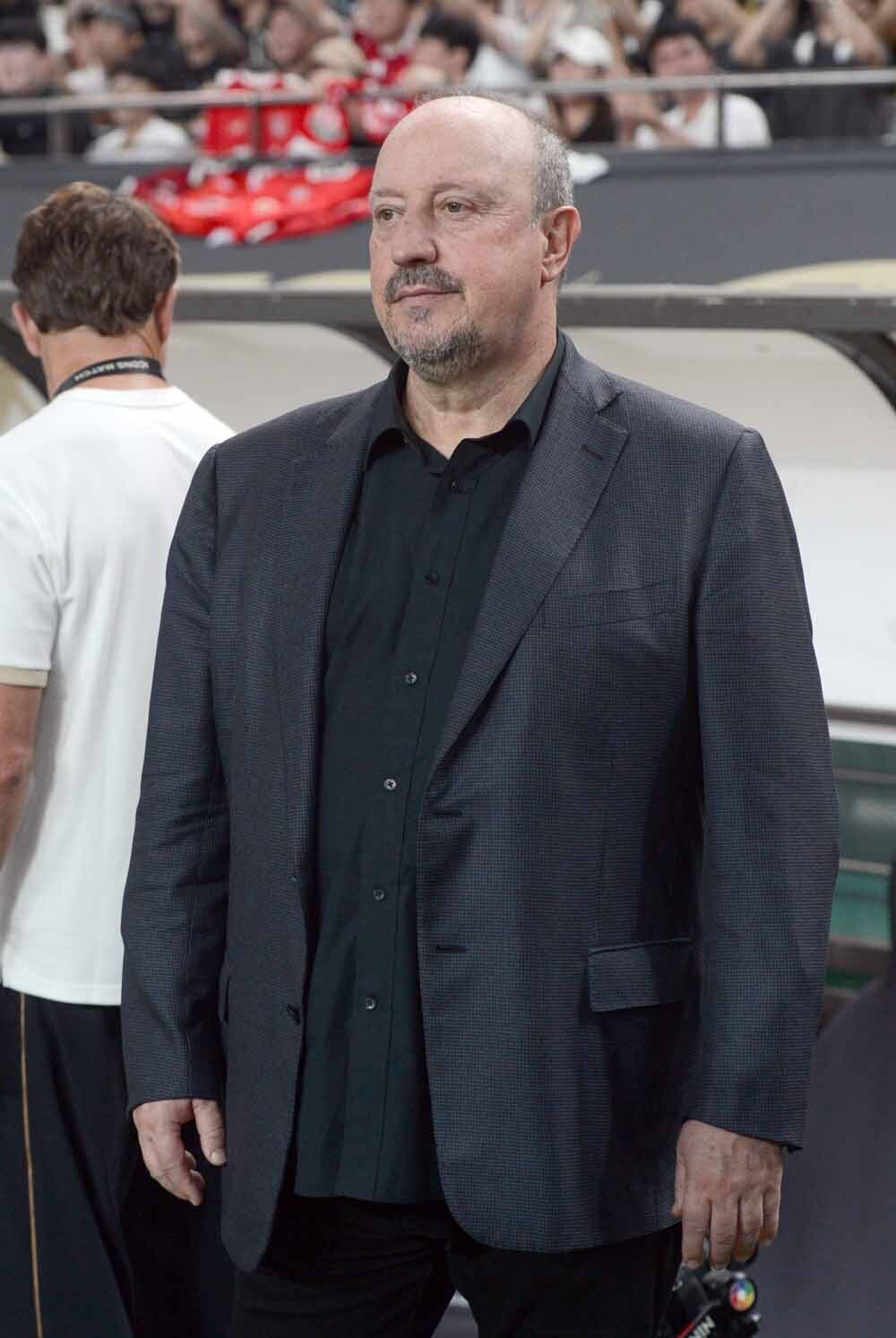 명장 라파엘 베니테스 재치 “기사 제목에 이영표 박주호 써 달라”