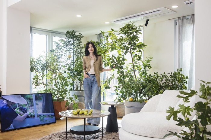 보컨셉, 팝업 전시 개최…배우 옥자연 참석