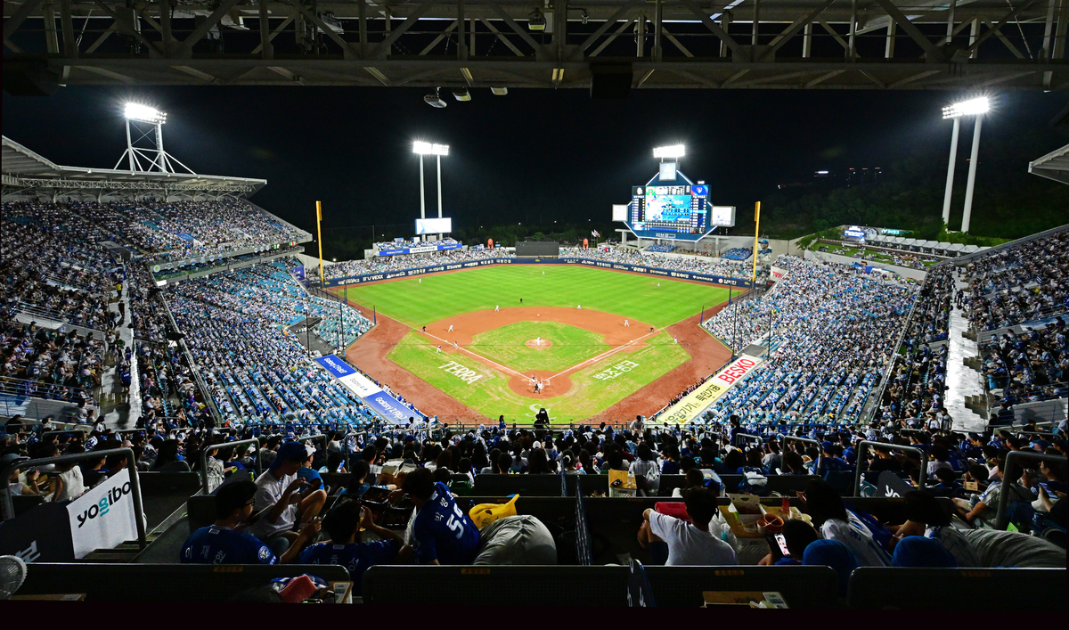 폴대 넘어졌던 라팍, 홈경기 재개한다 “심려 끼쳐드려 죄송하다”