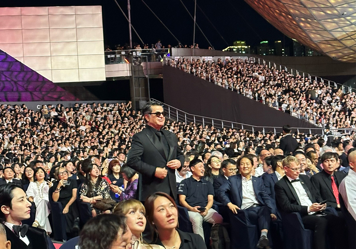 [BIFF현장] 자파르 파나히, 올해의 아시아영화인상 수상…‘그저 사고였을 뿐’ 기대