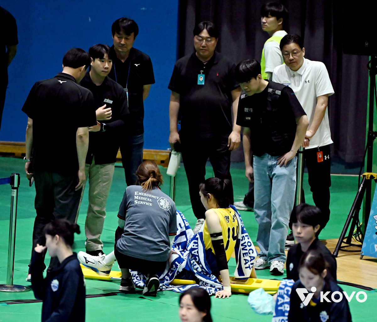 현대건설 양효진, 왼쪽 무릎 염좌 진단… "추후 경과 관찰 필요"