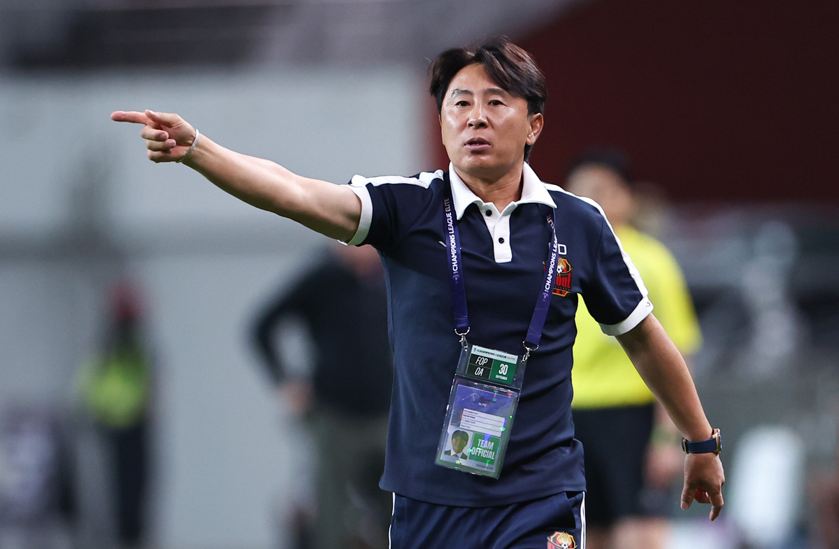 리그와 ACLE 병행이 불러오는 긍정 효과… 김기동 “선수들의 경쟁이 동기부여”