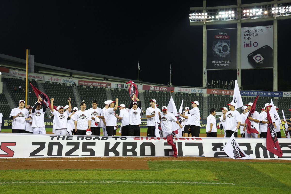 ‘험난한 고난길 뚫고 KS로!’ 역대급 드라마가 LG를 비췄다… 쌍둥이들의 4번째 페넌트레이스 우승 확정