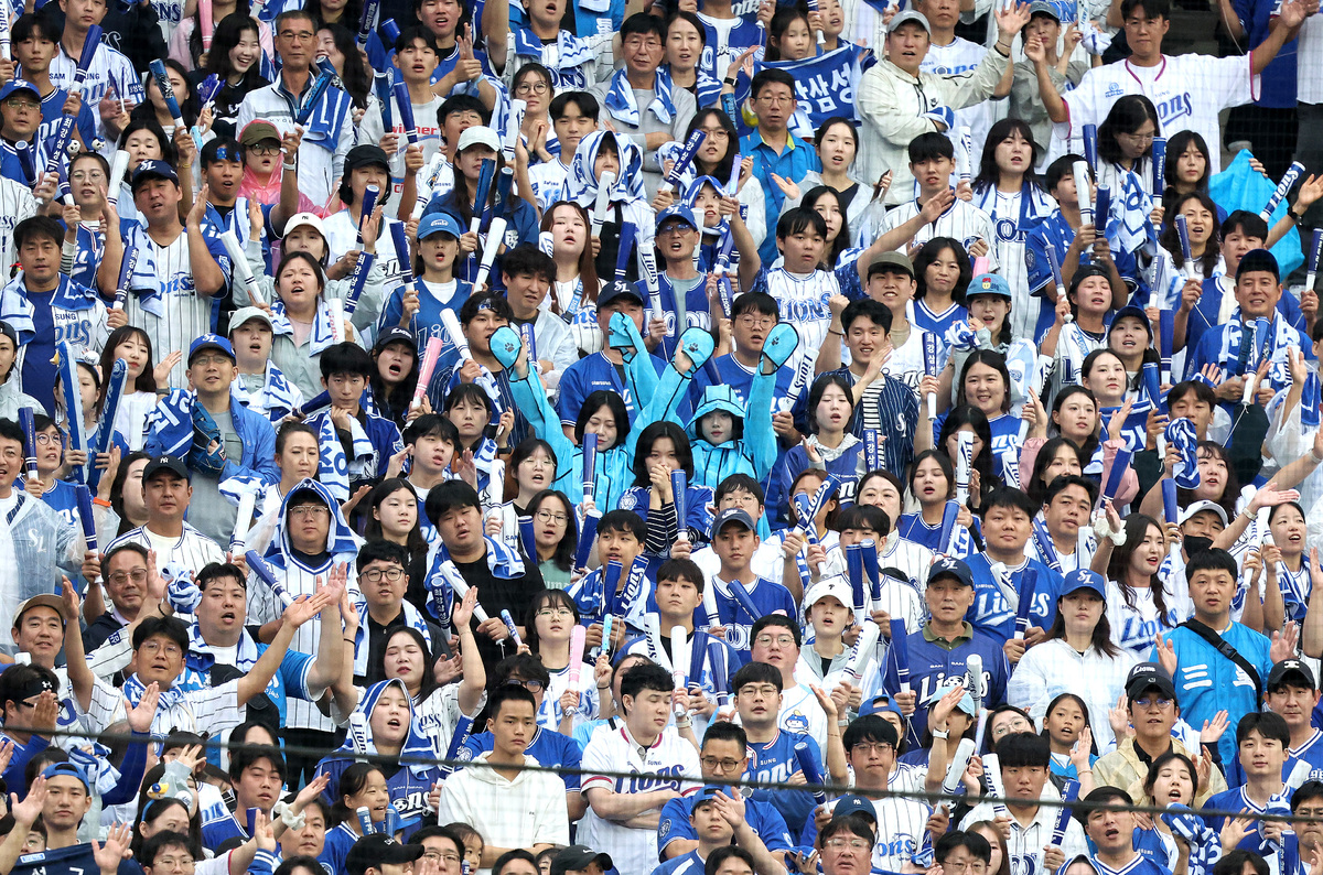 SSG와 삼성이 만났다…준PO 입장권, 8일 오후 2시 시작