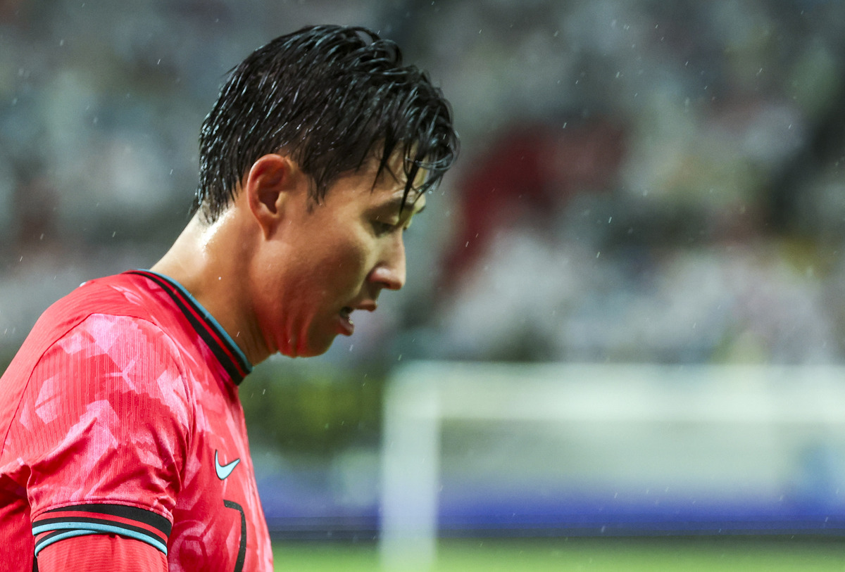 ‘137경기’ A매치 최다 출전 기록한 손흥민, 63분 뛰었지만…브라질전 0-5 대패로 아쉬운 마무리