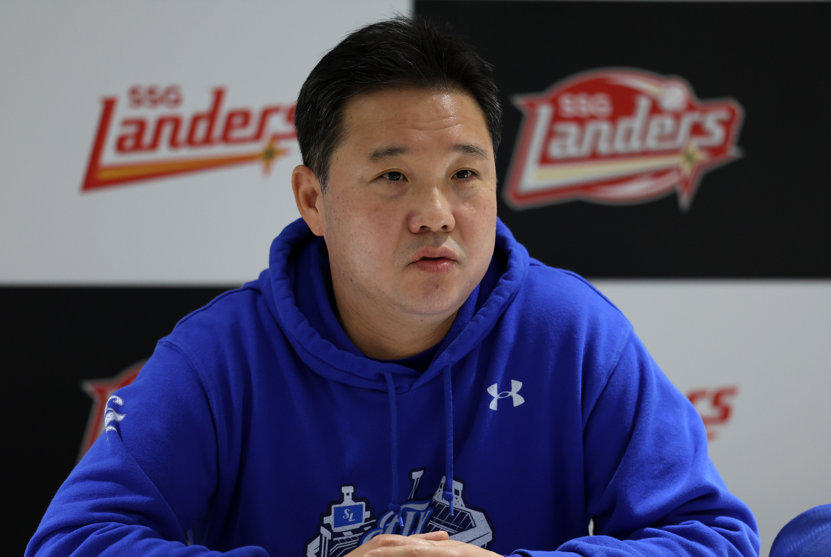 [패장 일문일답] 후라도 구원등판 승부수 불발에 운 사자군단… 박진만 감독 “3차전 선발은 원태인”