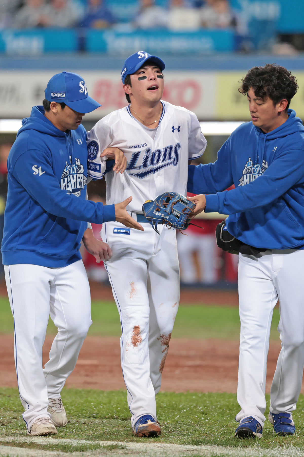 [준PO4] PO까지 한 걸음 남았는데…‘허리 통증’ 김영웅, 4차전 결장한다