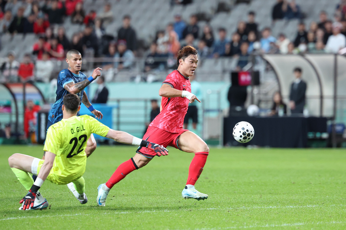 이강인 탈압박→오현규 빈 골문 향해 추가골… 한국, 파라과이에 2-0 리드