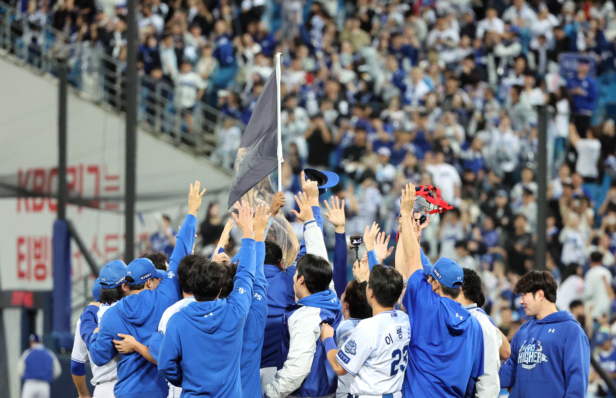 [승장 일문일답] 대전행 확정한 사자군단… 박진만 감독 “위기 버틴 배찬승·이호성, 나와 팀 모두 살렸다”