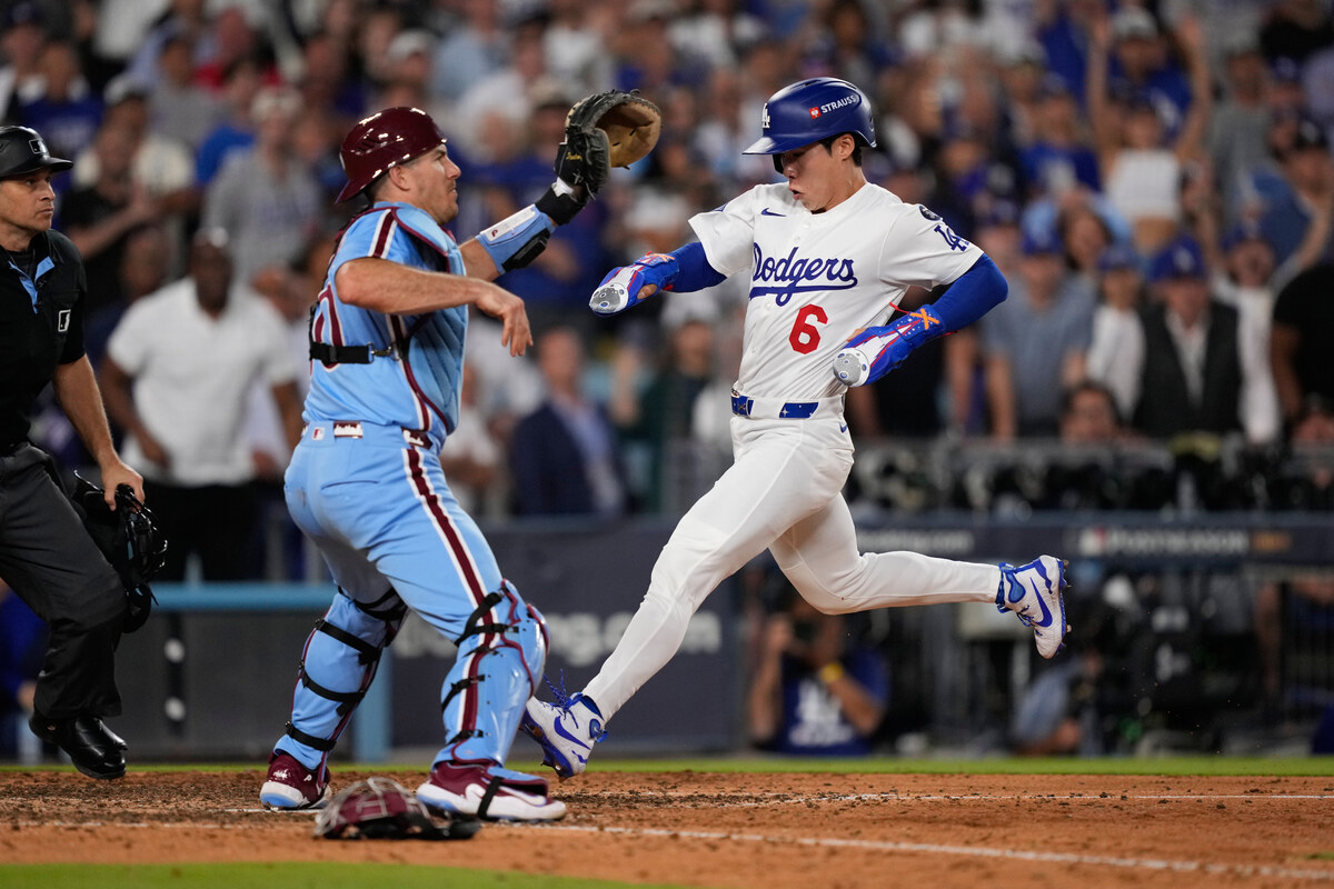 비집고 들어갈 틈이 없네… 다저스 김혜성, NLCS 2차전도 벤치 대기