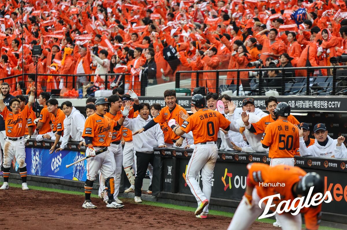 [PO1] “실전감각 이상무” 이구동성… 푹 쉰 한화 타선, 이렇게 무섭습니다