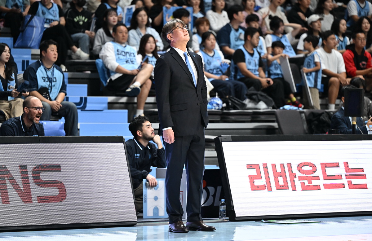 “고쳐야 할 부분이 많네요···” 손창환 소노 감독의 한숨, 3점슛 성공률 16%