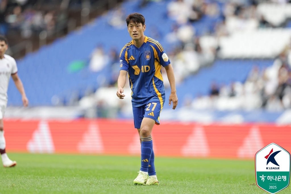 프로축구선수협회 “이청용 부회장에 향한 선넘은 루머·악플, 법적 대응”