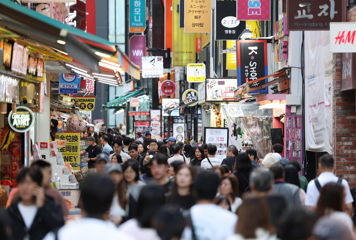 “K팝 좋아서 한국 찾았는데… 교통·결제가 발목 잡는다”