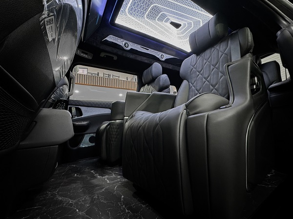 고저스리무진, 카니발 하이리무진 ‘BASE’모델 출시