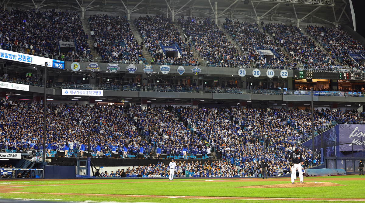 뜨거운 PS 열기, 야속한 날씨 또 ‘변수’… 가을비 시샘 다음은 깜짝 추위