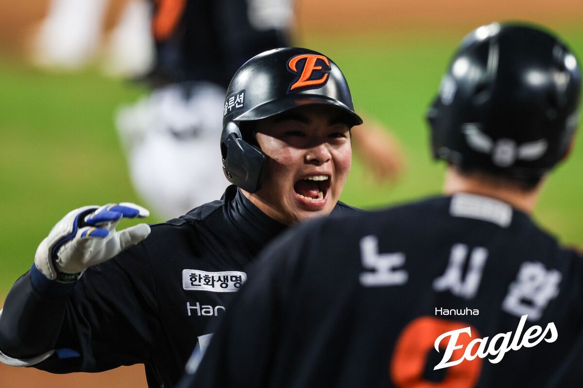 [PO4] 또 다른 달, 이번엔 문현빈이 한화를 비춘다 ‘쓰리런 쾅’