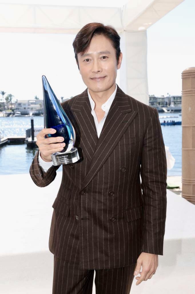 ‘어쩔수가없다’ 이병헌, 美 영화제서 ‘Artist of Distinction’ 수상