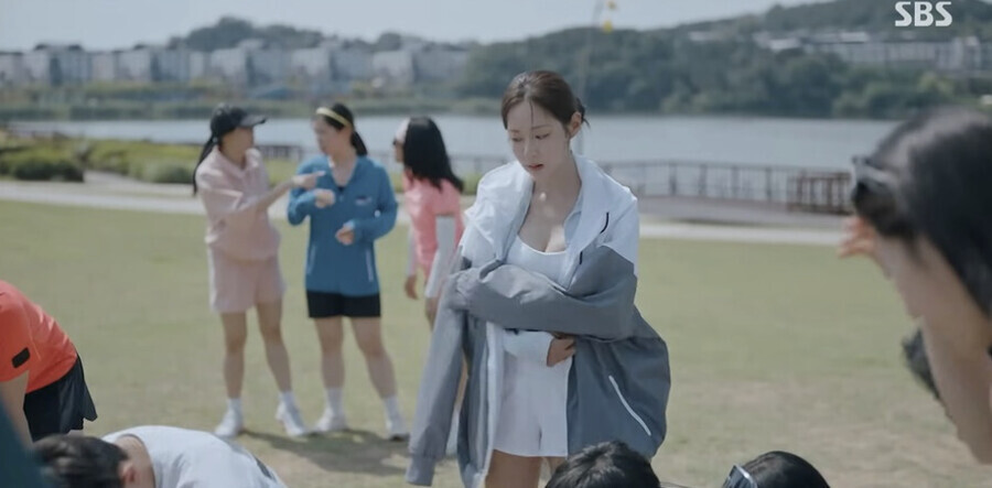 ‘우주메리미’ 불법촬영 장면 논란…“용서로 끝내다니 충격”