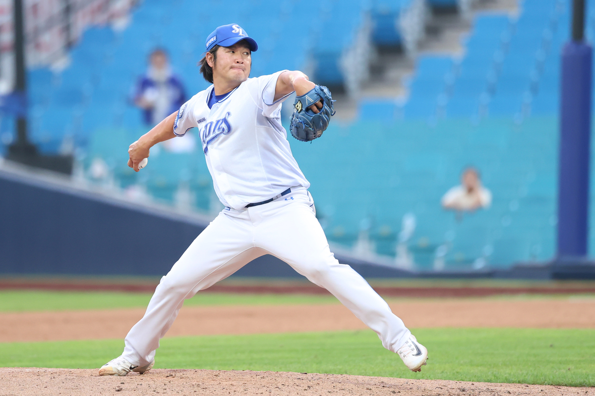 뜨거운 가을 뒤로 하고… 삼성, 송은범·강한울 등 선수 5명 재계약 포기