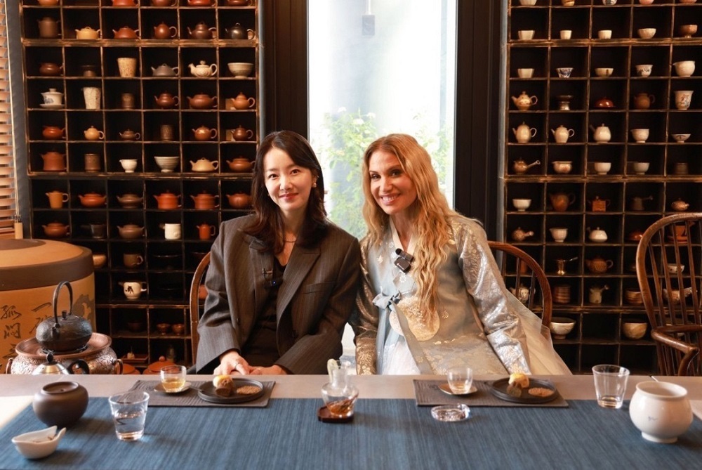 배우 소이현, 할리우드가 주목한 뷰티 리더 ‘널스 제이미’와 특별한 만남