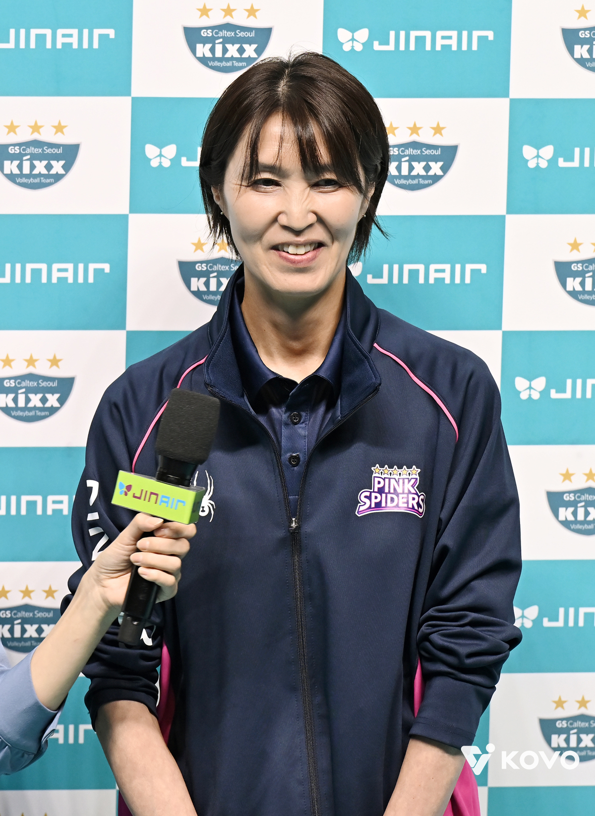 [장충 토크박스] "저희도 묻고 싶습니다"… 세터에 고민 큰 요시하라 감독