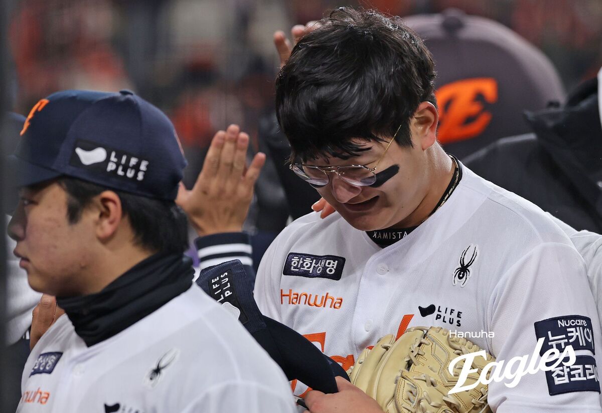 [KS4] 김서현 살린 김경문표 믿음의 야구… “놀랄 정도로 선수들에게 심한 말 많아, 내가 더 포용해줄 것”