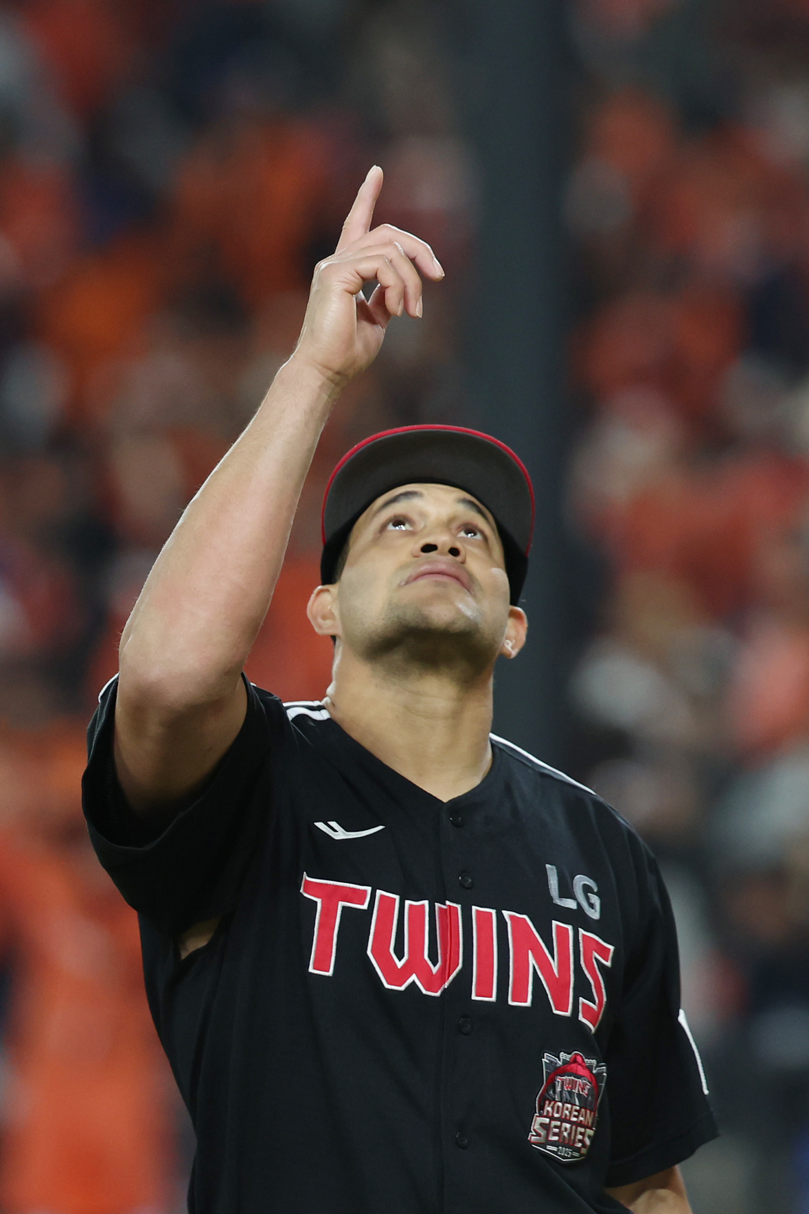 [KS4] 미루고 미뤘던 등판, 그 이유 증명한 치리노스… 와이스와 수놓은 명품 투수전