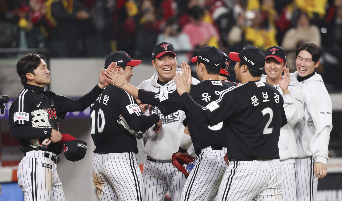 [KS4] 벼랑 끝에서 피어난 화려한 역전… 아름다운 밤 마주한 쌍둥이들 “오늘 같은 경기가 또 있을까요”