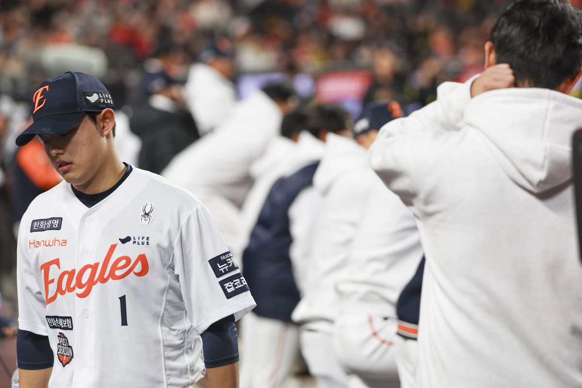 [KS 패장] 정상에 닿지 못한 독수리…김경문 감독 “2등은 아프다”