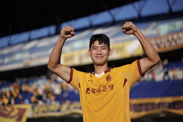 광주FC, 조기 잔류 노린다!…해결사로 떠오른 박인혁