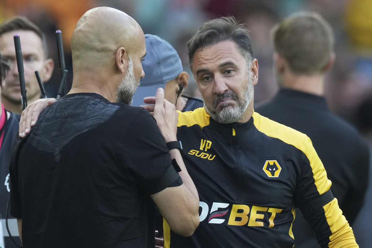 ‘10경기 무승’ 울버햄튼, 사령탑 전격 경질… 황희찬, 변화 맞이하나