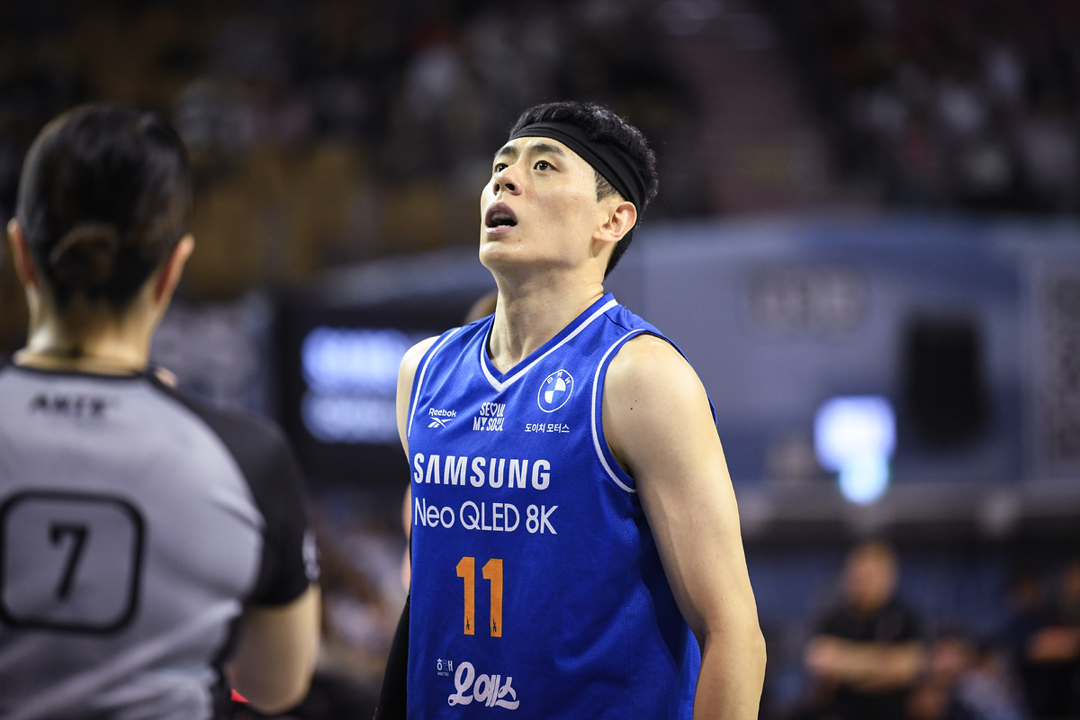 ‘공수 맹활약’ 이관희 앞세운 삼성, 정관장 연승행진 막았다