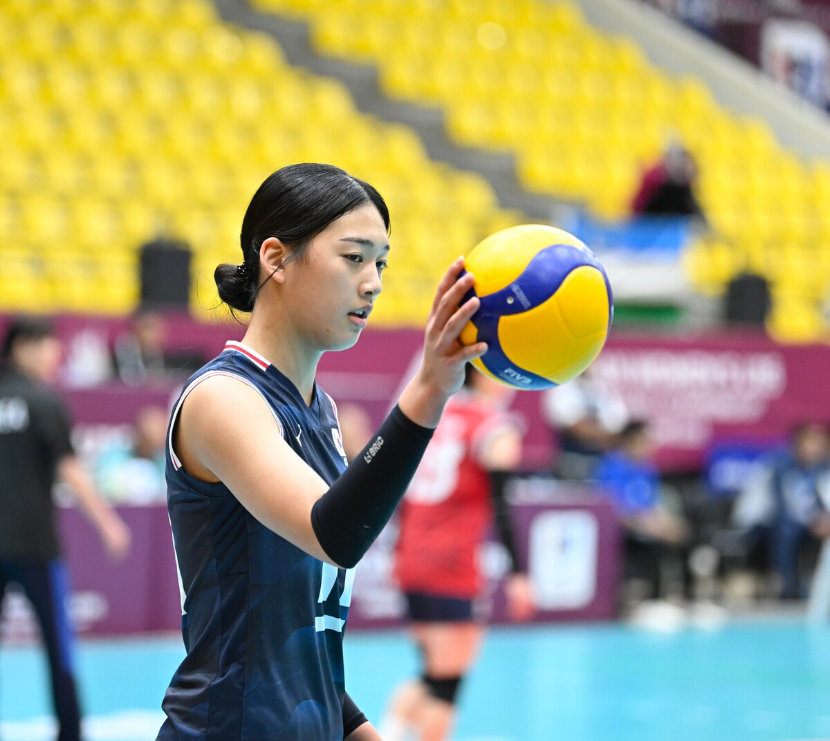 U-16 여자배구, 세계선수권 출전권 확보… ‘여중생 거포’ 손서연 활약에 덩달아 방긋