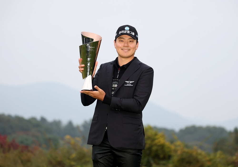 ‘PGA 진출의 꿈’… 제네시스 포인트 두고 ‘제주 혈투’ [KPGA 투어챔피언십 in JEJU]