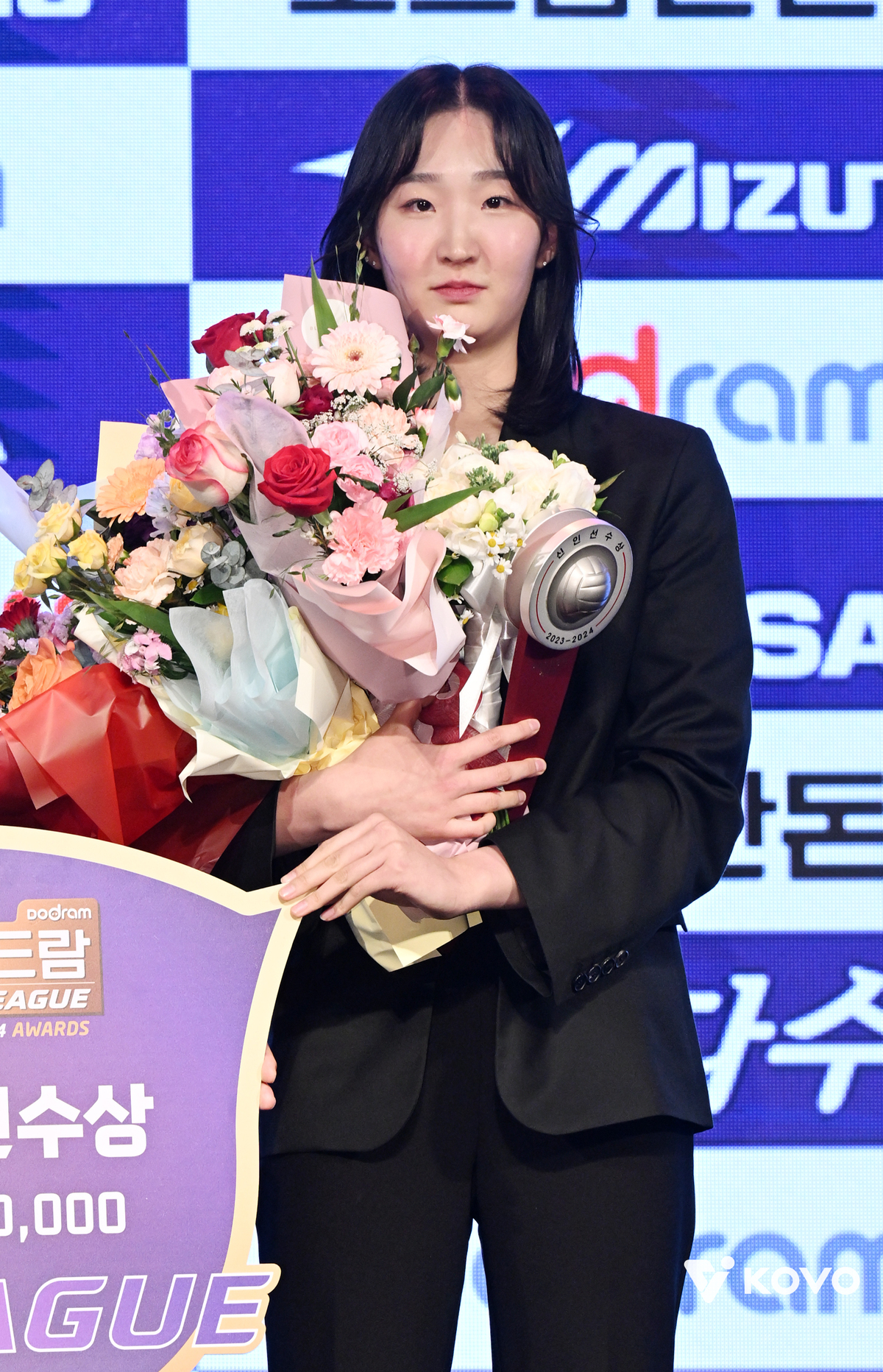 [SW 스무돌] 韓 배구 가꾼 20주년 전설들이 스무살 새싹들에게… “잠깐의 성공보다 최고를 꿈꾸길”