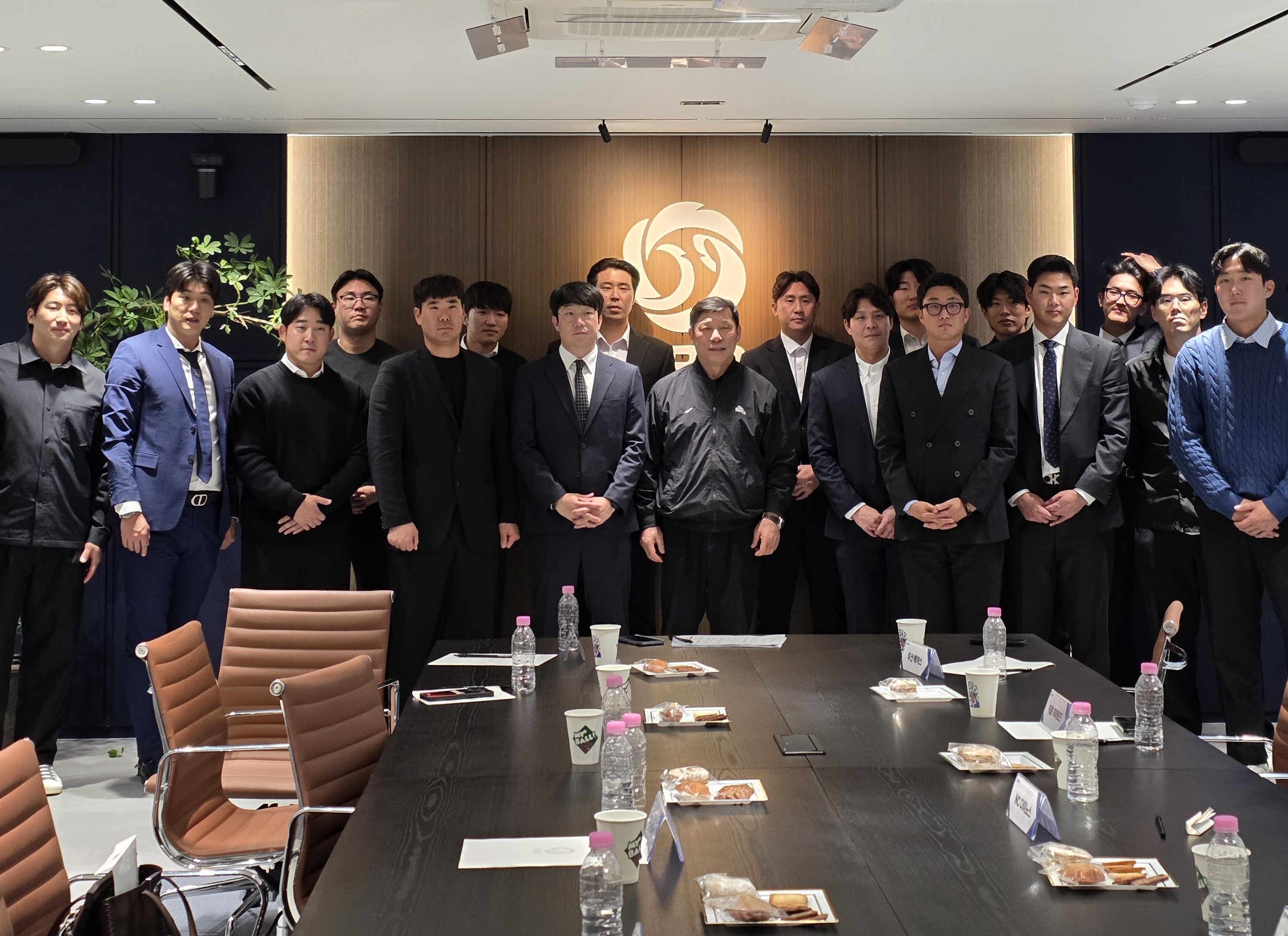 “ABS부터 피치클락, 亞쿼터 논의” KBO-선수협 간담회 개최