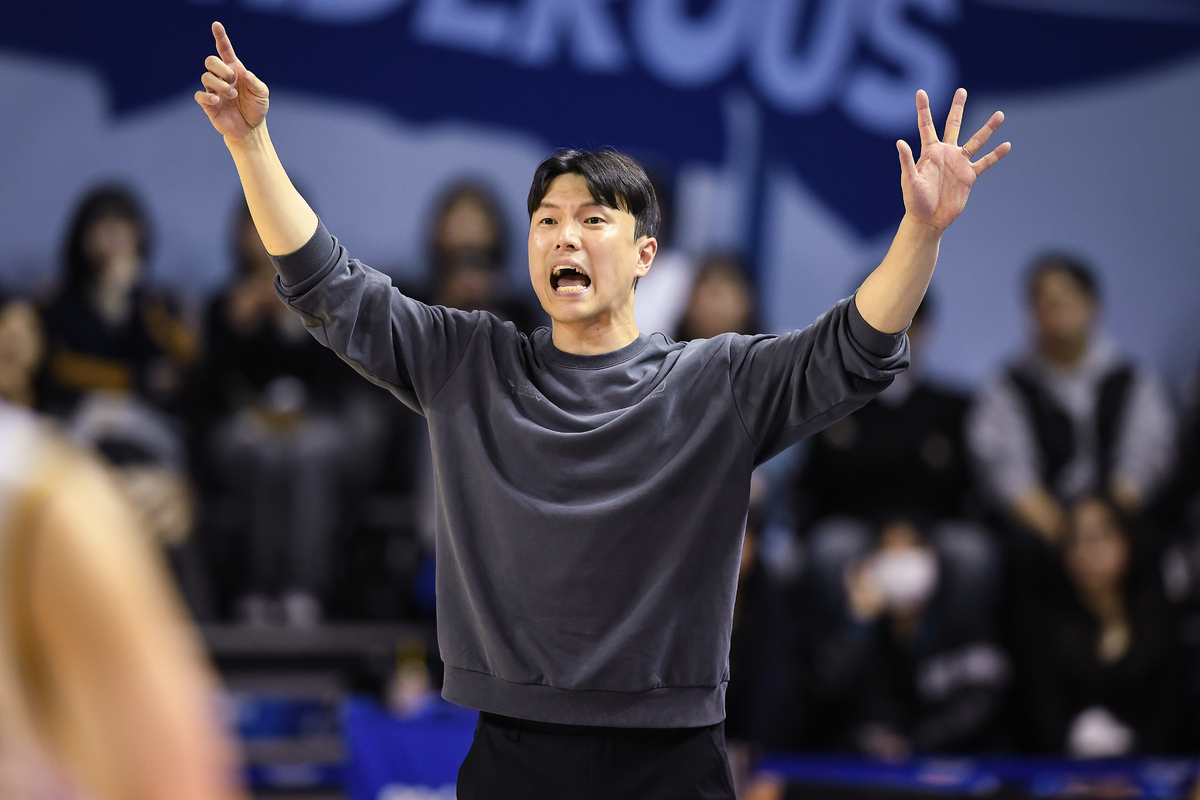 3연패에 빠진 삼성, 8위로 하락…김효범 감독 “아직 미숙한 부분 있어”