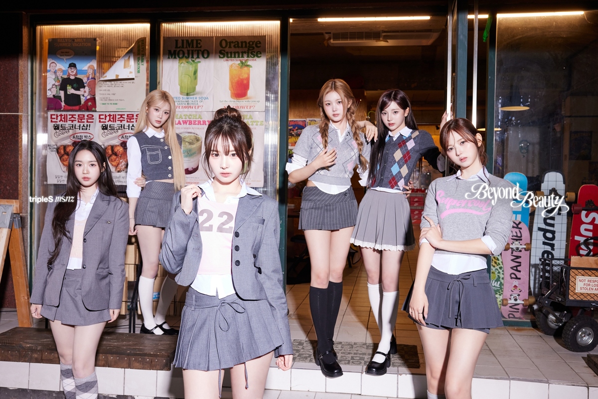 트리플에스 미소녀즈의 마지막 주인공…zenith 단체 컷 오픈