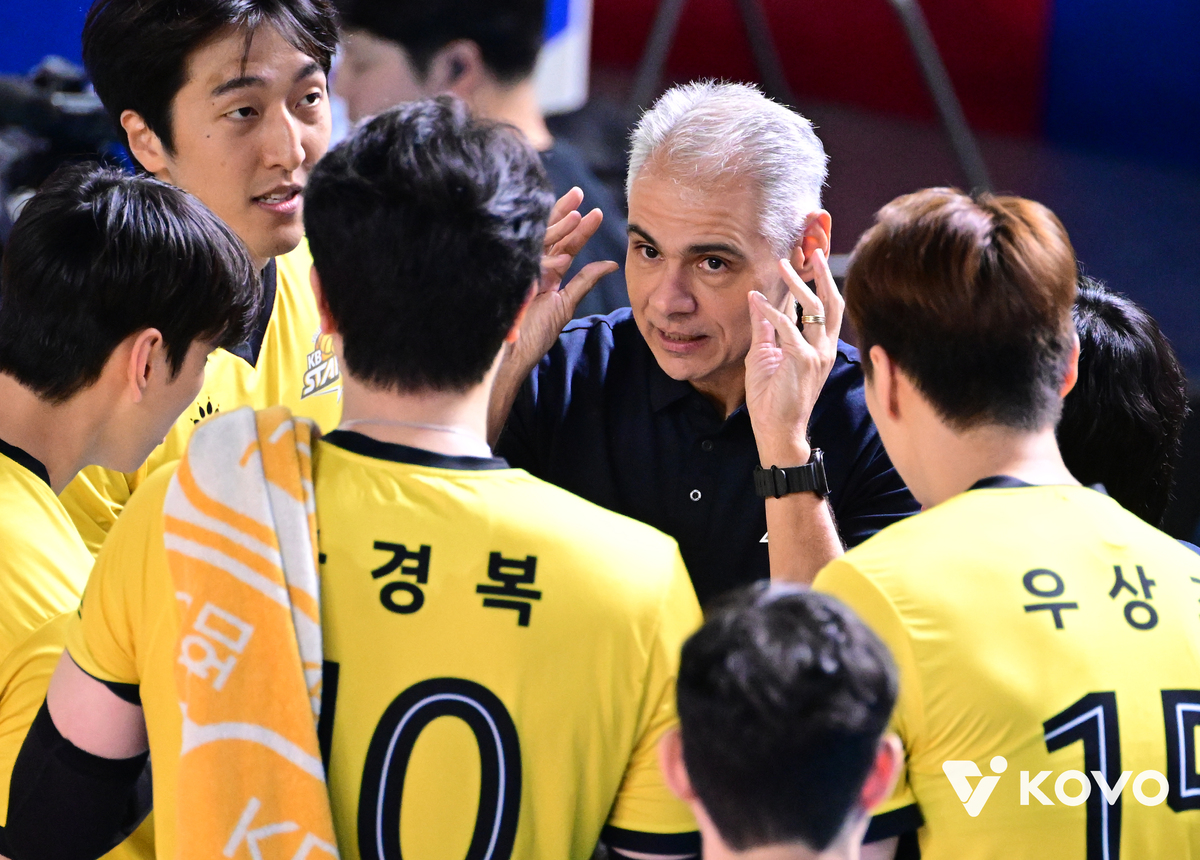 “어려운 순간 있었지만 나경복·임성진 믿었다”… 카르발류 감독이 강조한 신뢰