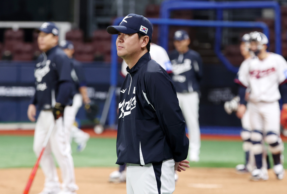 한일전 10연패… 류지현호, 백투백 홈런 ‘스타트’에도 웃지 못했다