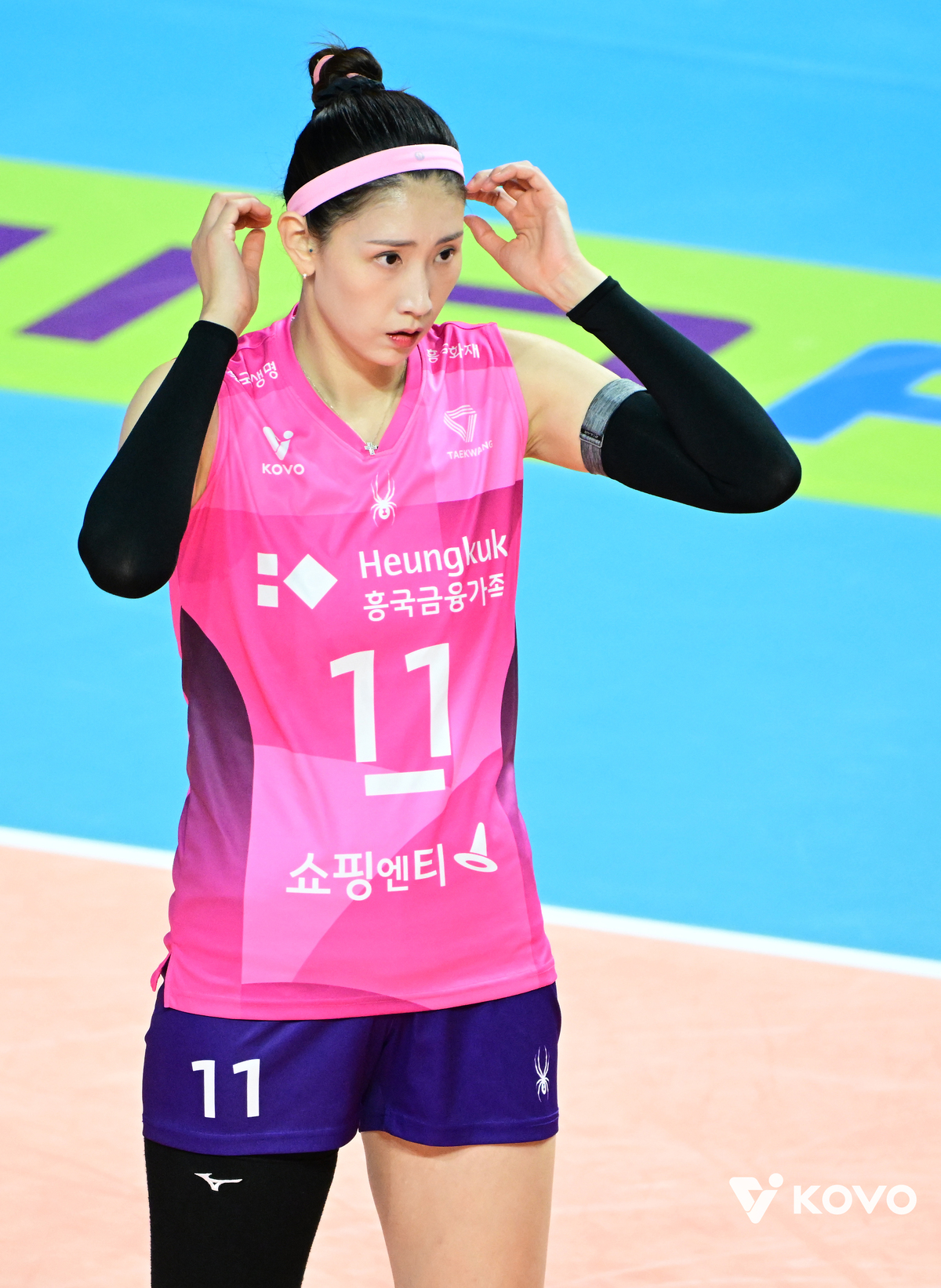 "김연경아 보고 있나" 김수지, 블로킹 5개 포함 시즌 최다 득점… 흥국생명, 정관장에 셧아웃